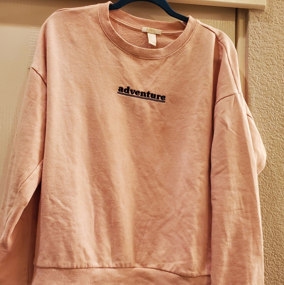 ADVENTURE CREWNECK